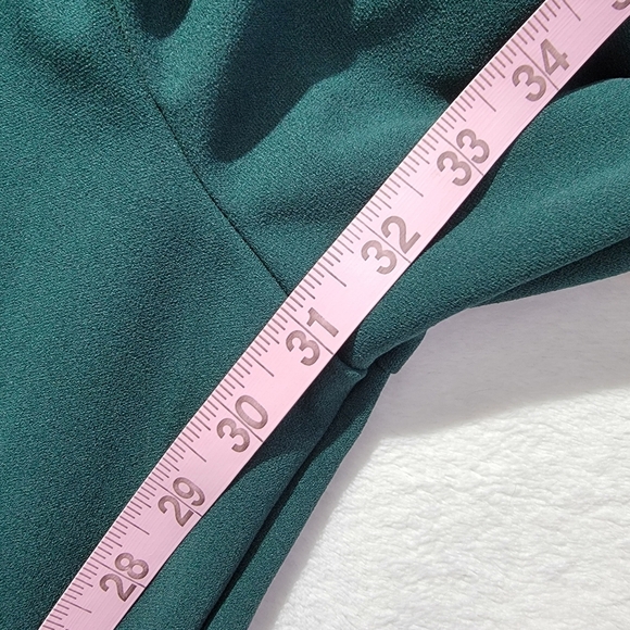 NWT She And Sky Emerald Green Sleeveless Back Zip Ruffled Jumpsuit Size M - Picture 11 of 12